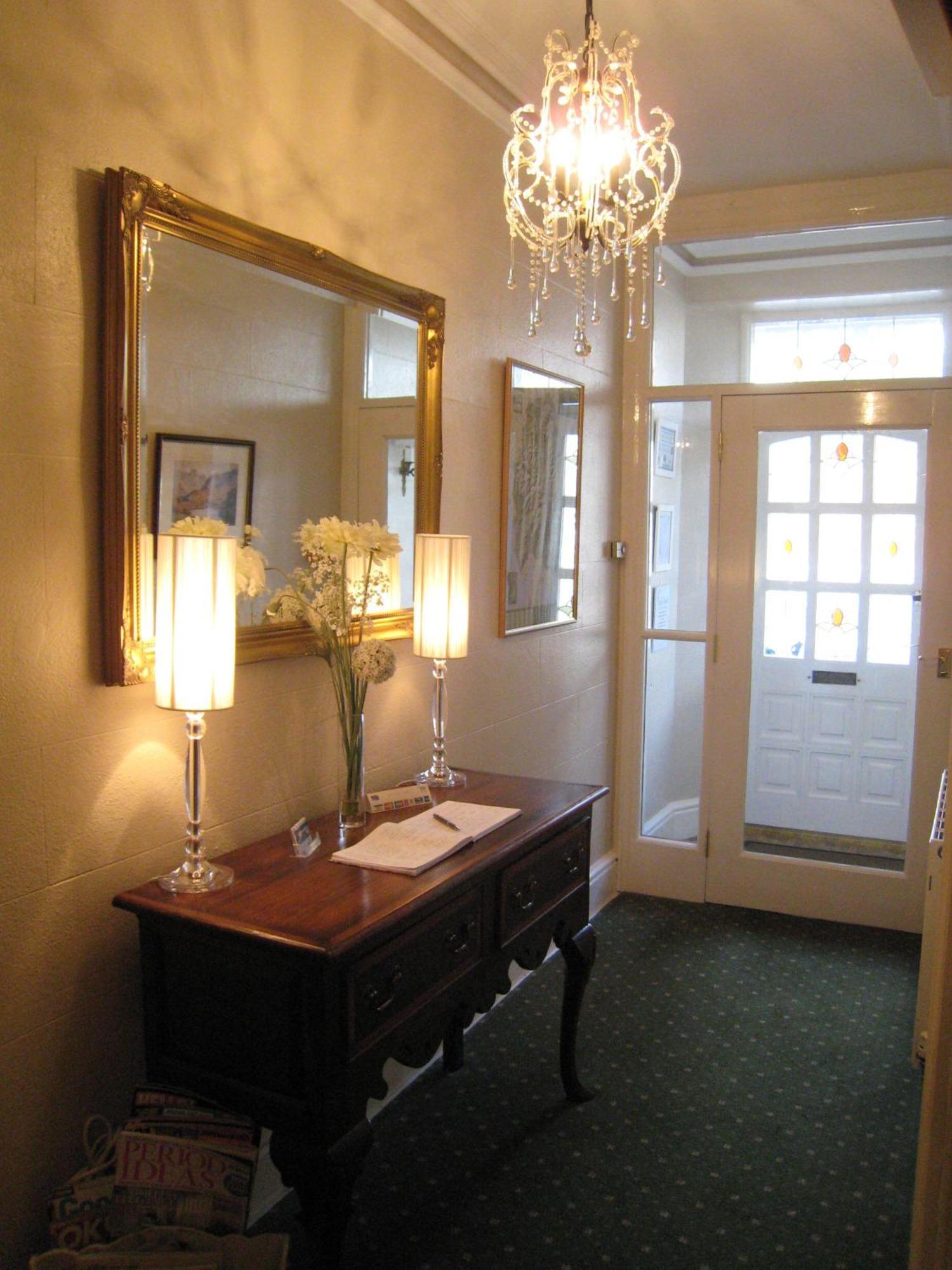 Wordsworths Guest House Ембълсайд Екстериор снимка